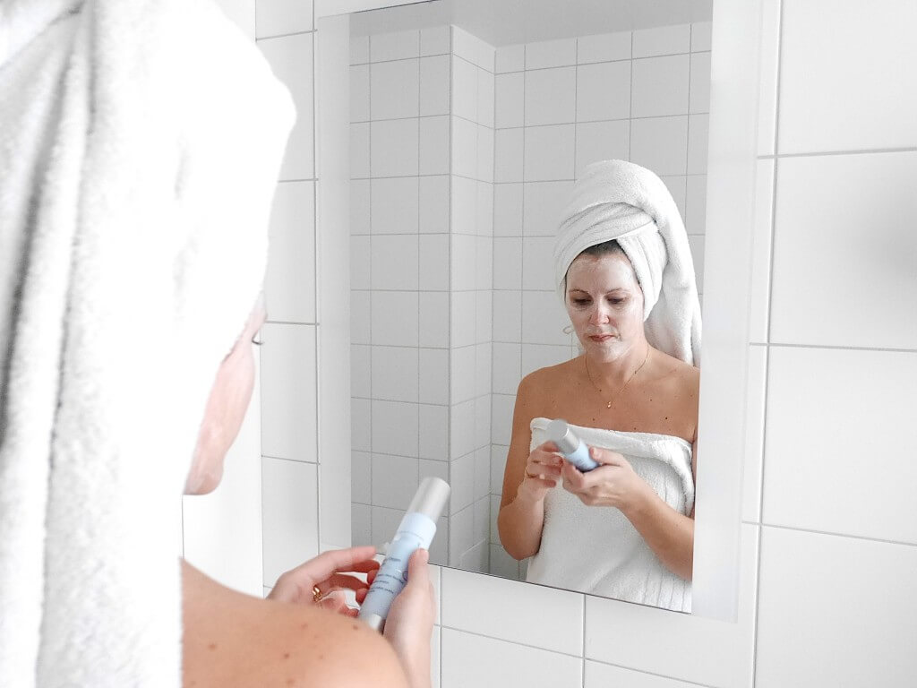exuviance bionic oxygen facial